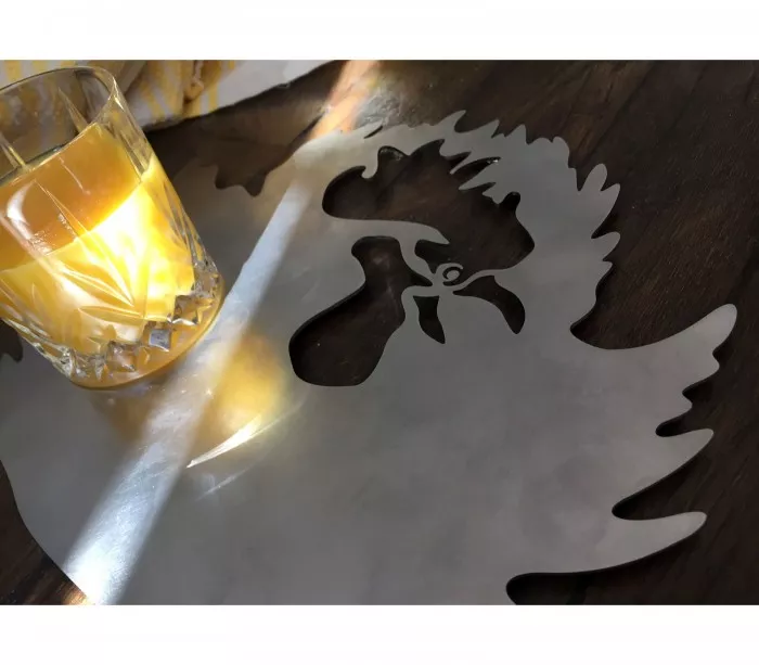 Pretty design trivet Cock