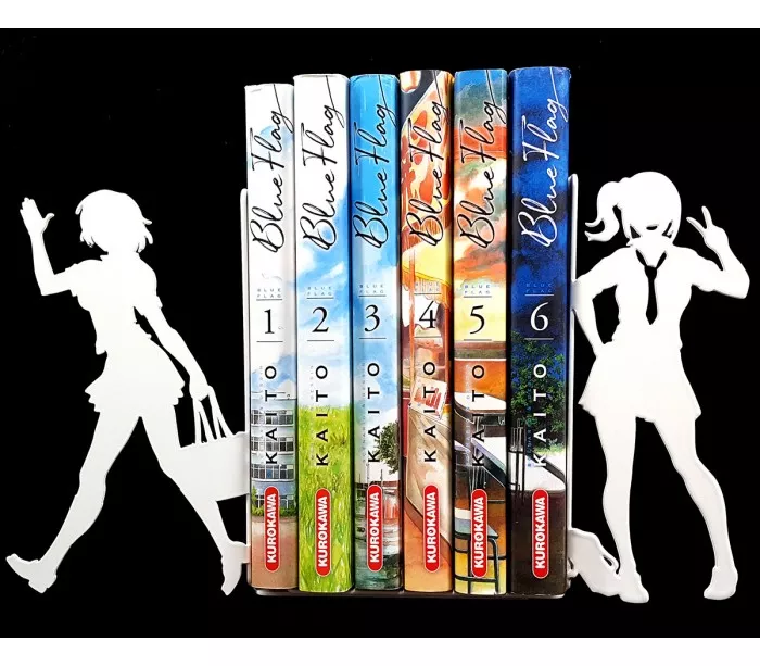 Manga-Buchstützen mit Silhouetten von Schülerinnen in Schuluniform