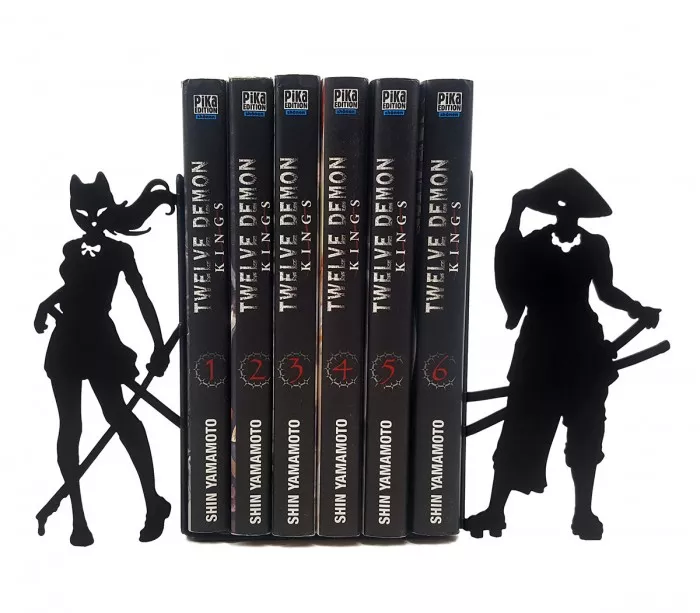 Manga-style decorative objects, practical for securing books on a shelf