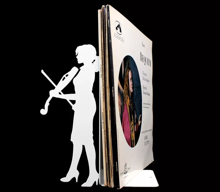 Violinist, gift idea for classical music lovers