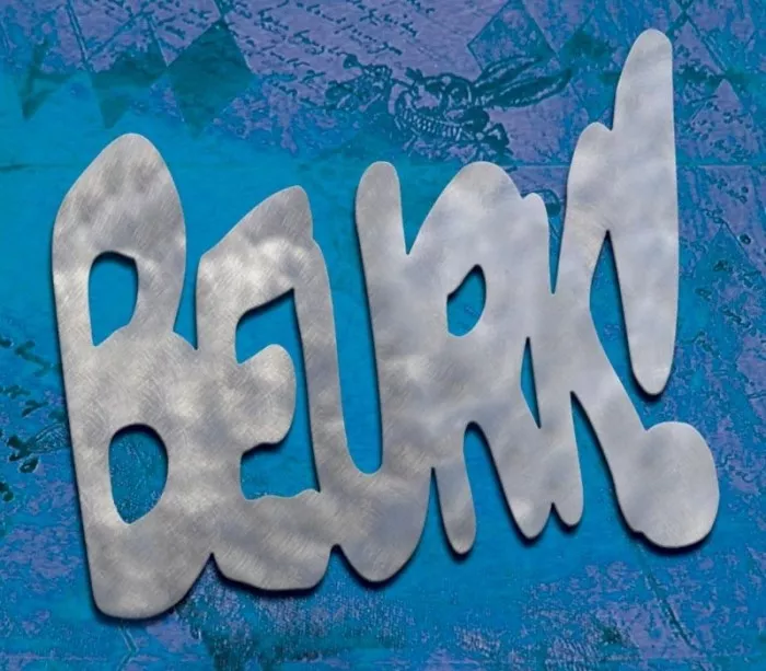 In Frankreich geschaffenes Küchenutensil zum Schutz des Tisches